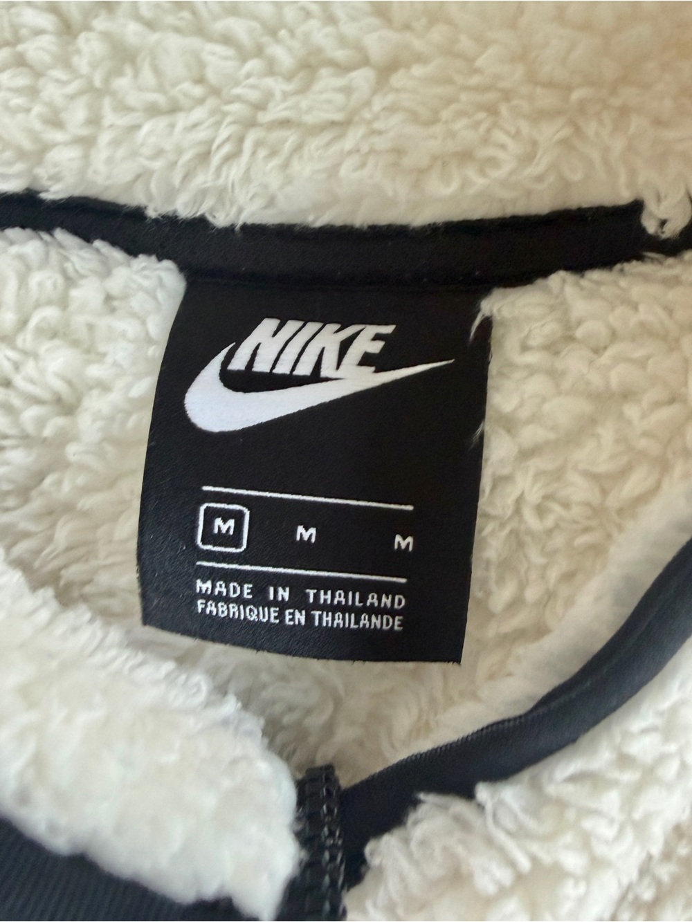 Nike Sz M Cream Sherpa Plush Fleece Quarter Zip Crop Pullover Black Logo & Trim - Picture 8 of 16